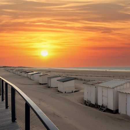 Le Jean De Fiennes Apartman Calais Kültér fotó